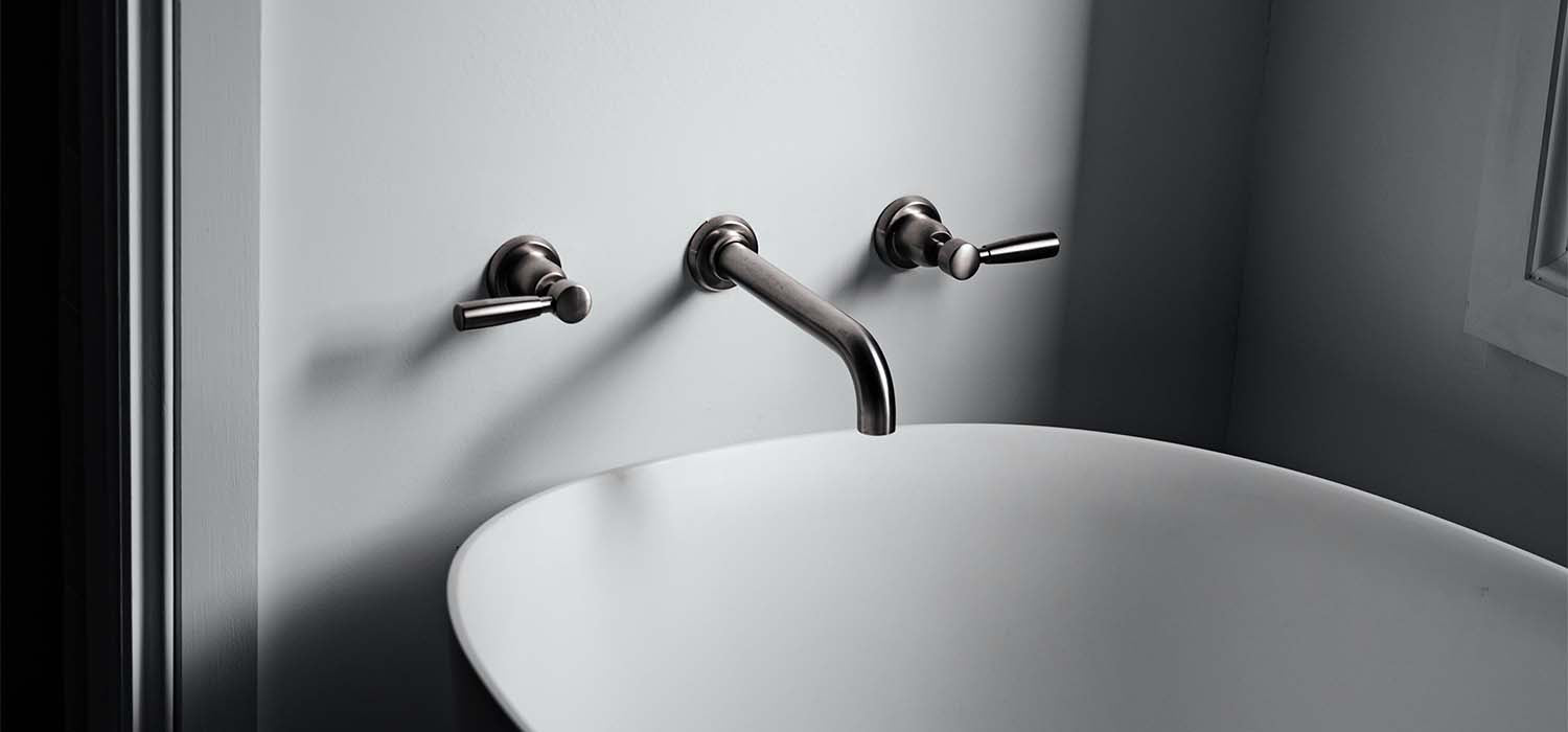 Battle of Spouts A Comprehensive Guide to Choosing Basin Spouts