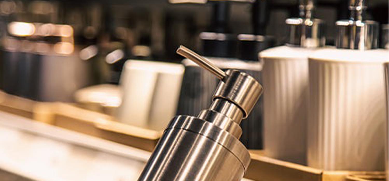 The Ultimate Guide to Choosing a Liquid Dispenser or Soap Dish for Washbasin