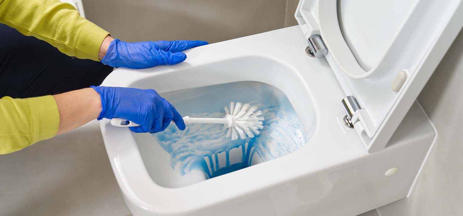 How to unblock a badly blocked toilet