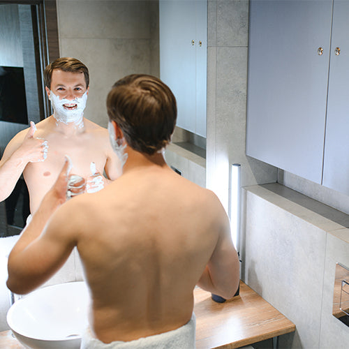 Bathroom_Mirrors_with_Shaver_Socket_The_Ultimate_Convenience_for_Modern_Bathrooms