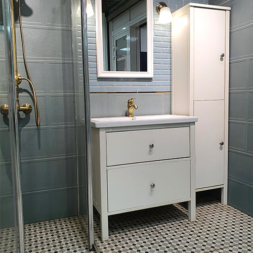 Choosing_Between_Suspended_and_Floor-Standing_Bathroom_Units_Which_is_Best_for_You