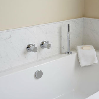 Chrome Extractable Shower Handle with Hose Main image