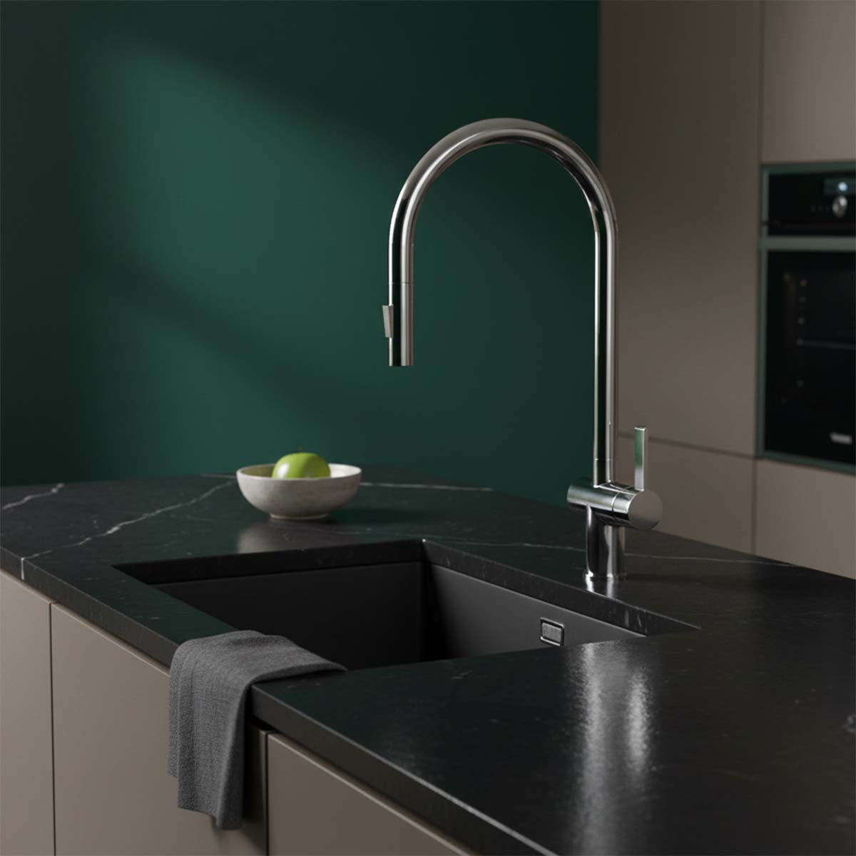 Chrome Single Lever Pull Out Kitchen Tap
