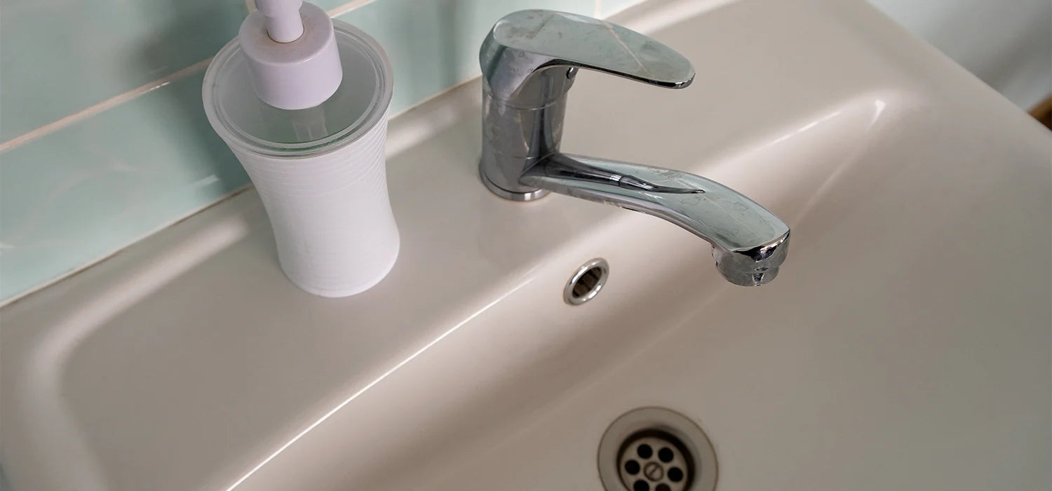 How to Fit a Bathroom Sink waste