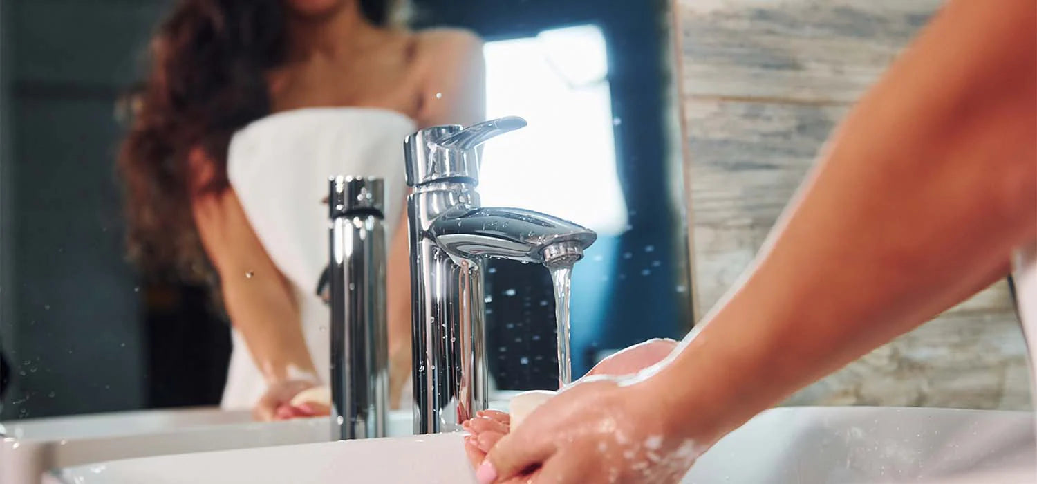 Modern Bath Pillar Taps