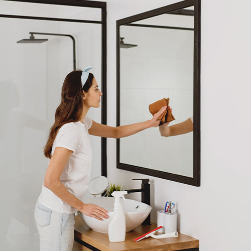 Natural Ways to Clean Your Bathroom (Chemical-Free)
