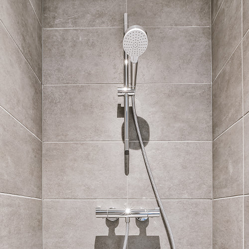 Should You Replace Your Shower and Tub Valves? Insights from Tapron UK