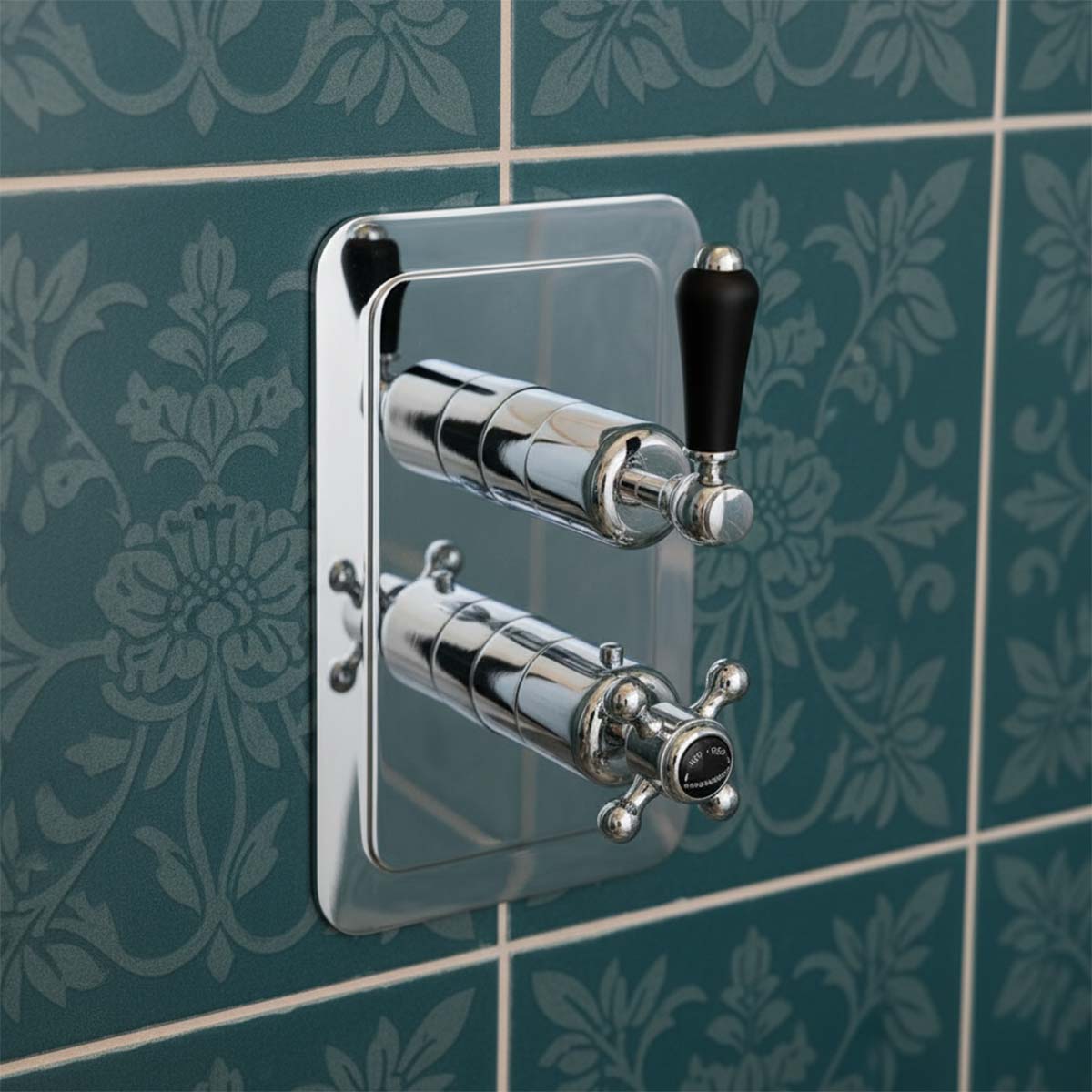 Single outlet traditional concealed shower valve 