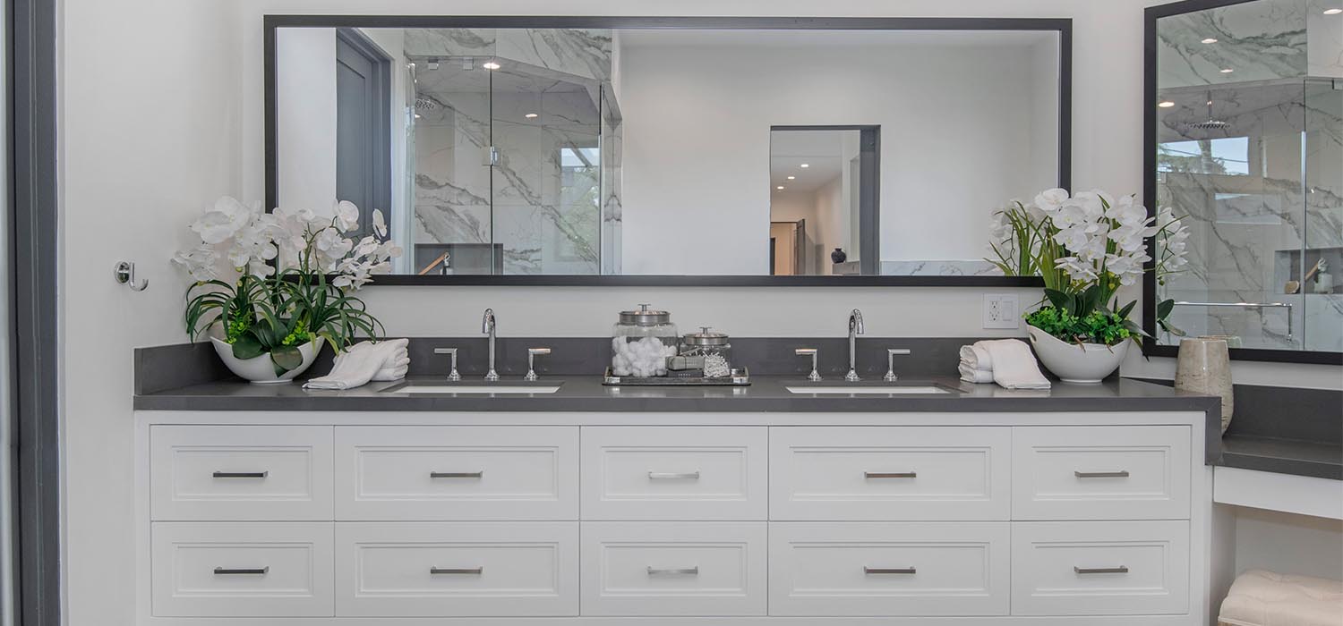 The Final Touch: Selecting Bathroom Cabinets to Complete Your Look