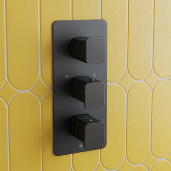 Thermostatic Concealed 3 Outlet Shower Valve - Matt Black Main image