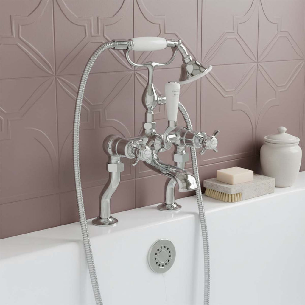 Traditional style bath tap with shower 