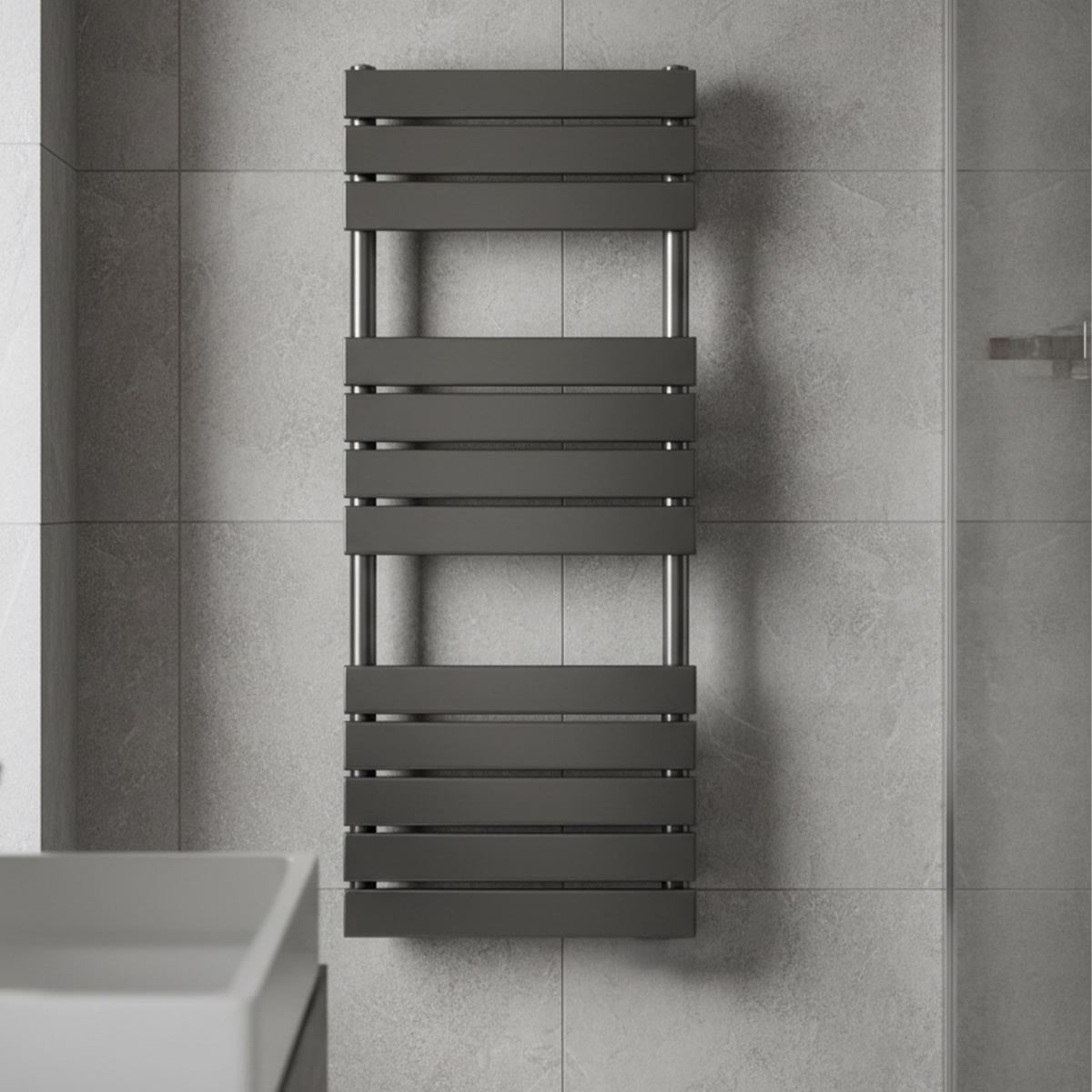 black dual fuel radiator with flat bars