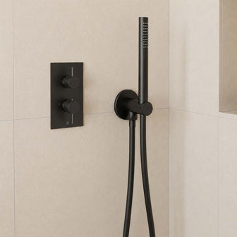 black shower handheld head and hose set Main image
