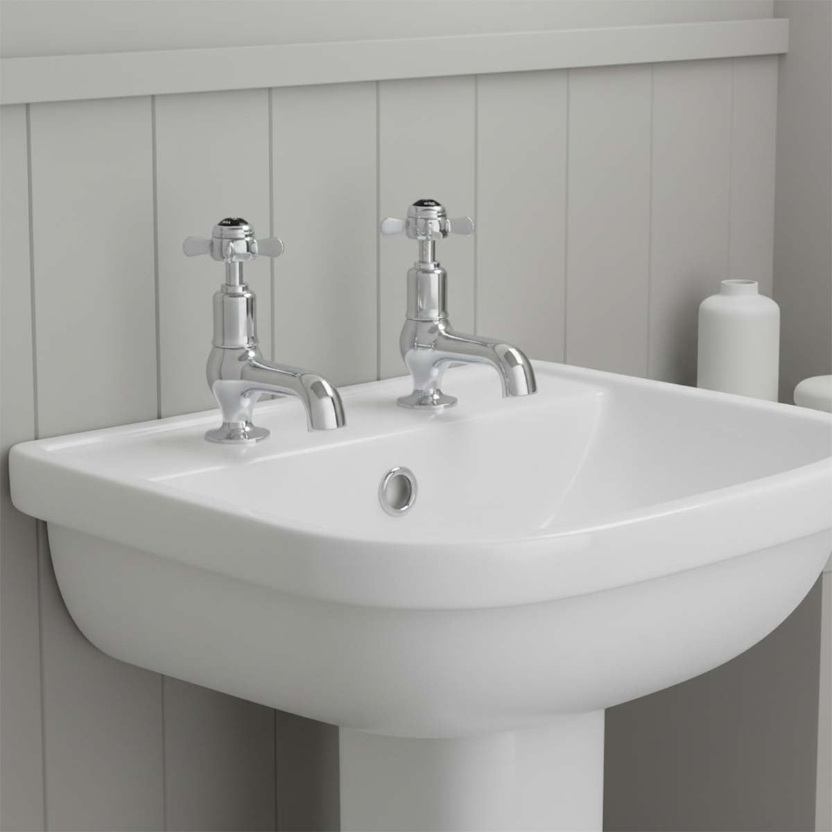 cloakroom basin pillar taps
