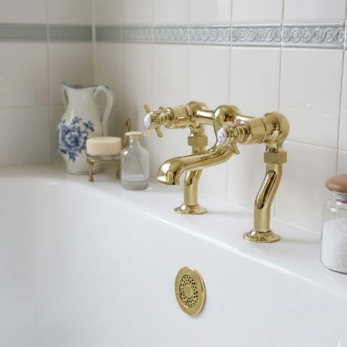 deck mounted bath filler mixer tap - gold