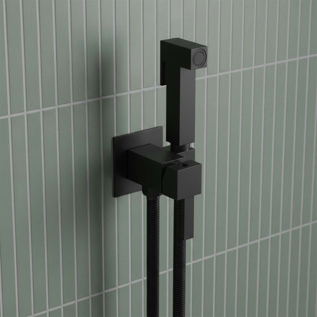 square black douche kit