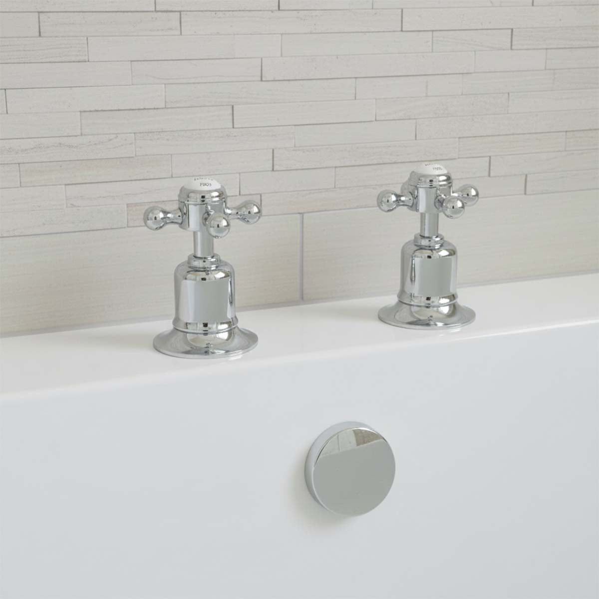 traditional deck mounted bath side valves