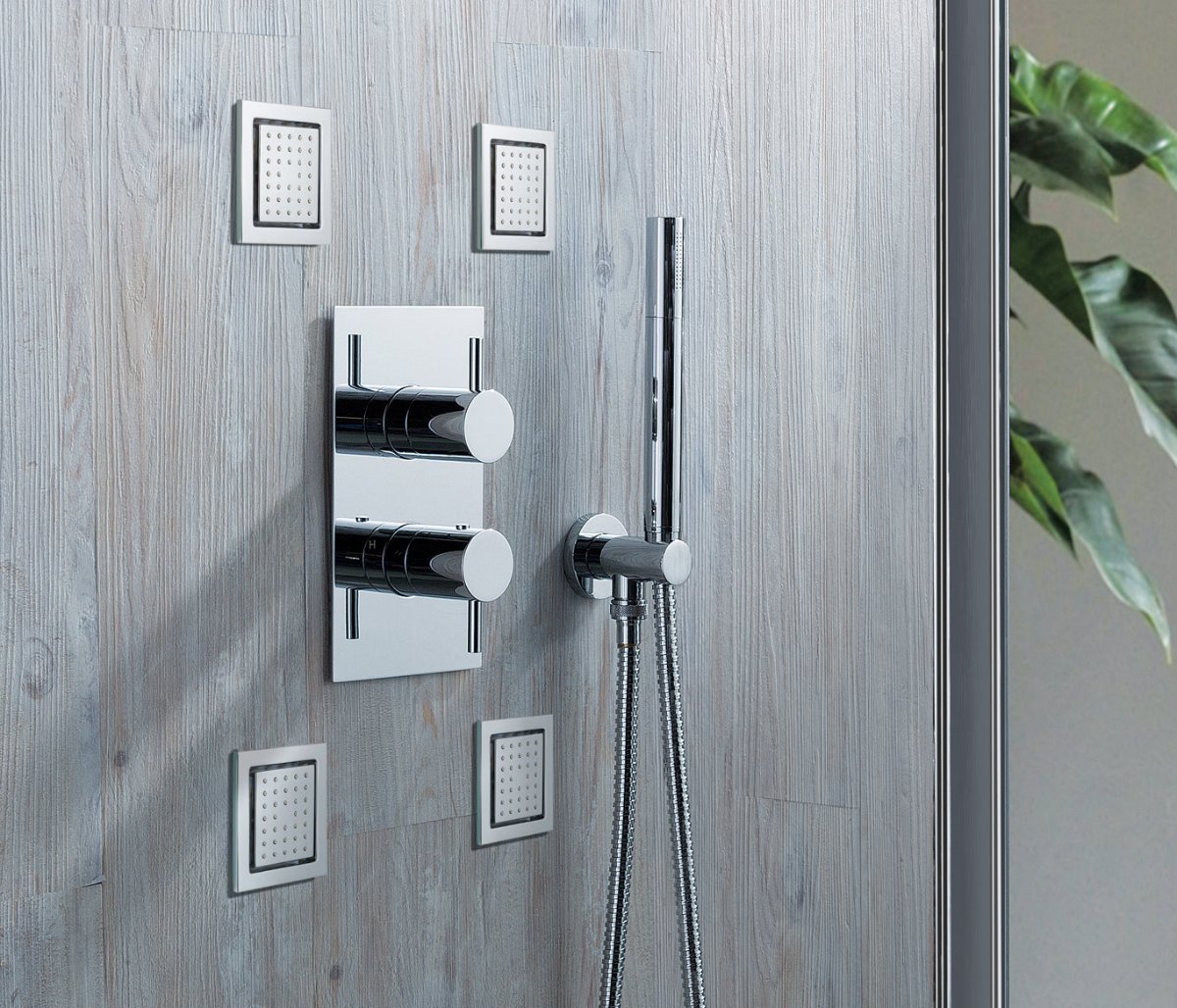 Tilting Square Bodytile Main image